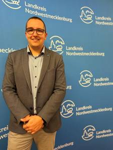 Herr Kevin Nehls, Vorsitzender des Gesamtpersonalrates