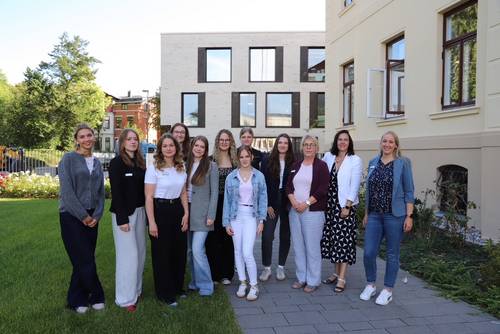 ausbildungs und studienstart 2025