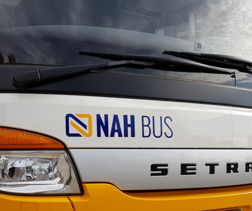Vorderansicht eines Busses der NAHBUS