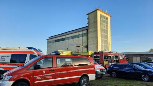 Ein altes Industriegelände dienste als Schauplatz der Übung. Der Eigentümer hatte es zur Verfügung gestellt.