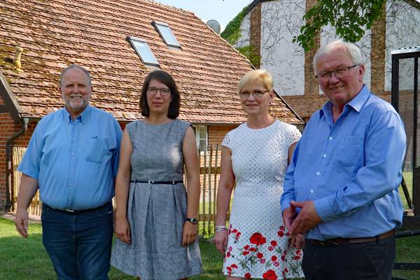 von l.n.r.: Lothar Otto (LAG-Vorsitzender), Stefanie Knippenberg (stellv. LAG-Vorsitzende), Iris Brincker (ehemalige stell. LAG-Vorsitzende), Robert Paeplow (ehemaliger LAG-Vorsitzender)