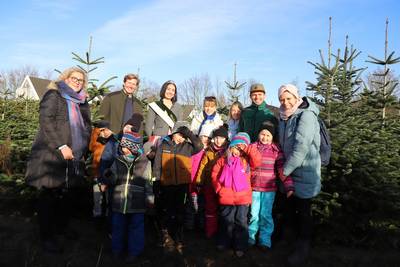 Gruppenfoto mit Ostseekrabben und Königin