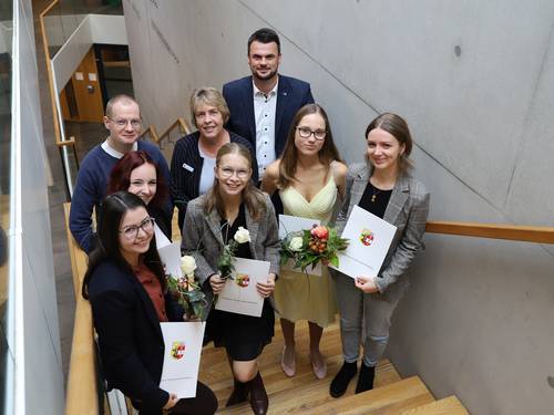 Gruppenbild der Verbeamtung am 28.9.2022
