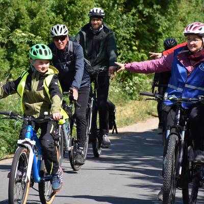 Im Jahr 2025 beteiligten sich 769 aktive Radlerinnen und Radler in 48 Teams, die gemeinsam 149.557 Kilometer zurücklegten und damit rund 25 Tonnen CO₂ einsparten. © Landkreis Nordwestmecklenburg/Holger Glaner stadtradeln holger glaner